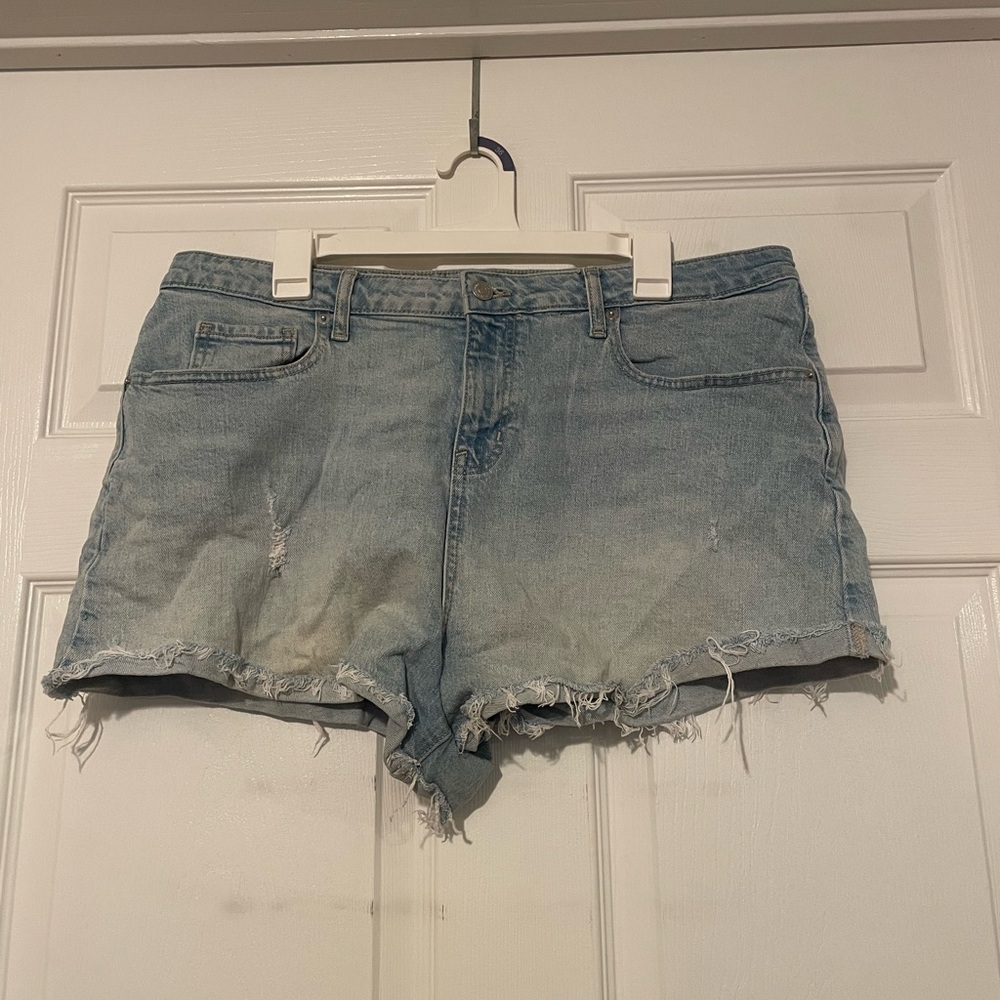 Light-Wash Denim High Rise Cuff Distressed Shorts